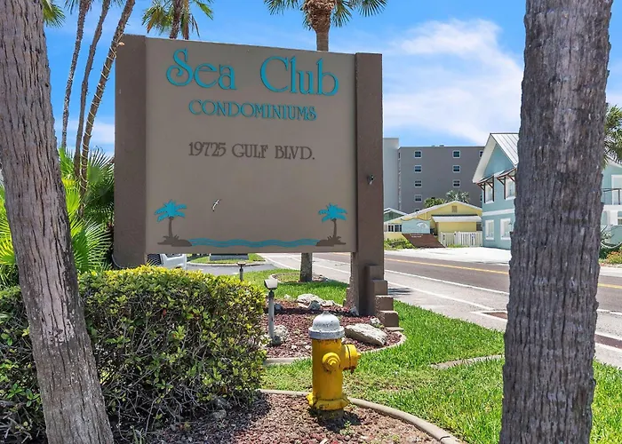 Sea Club #105 - Pelicans Perch Holiday home
